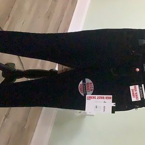 d.jean high waist skinny jeans. NWT.  Size 4